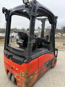Elektrisk- 3 hjul 2018  Linde E16-02 (2)
