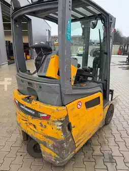 El Truck - 3-hjul 2018  Jungheinrich EFG216k (3)