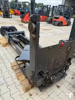 Reach Truck 2018  Linde R16HD-01 (8)