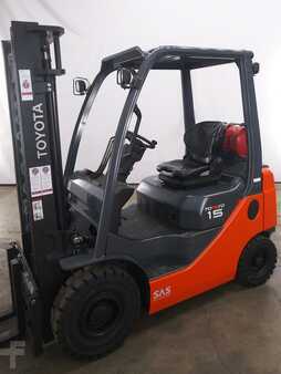 Gasoltruck 2017  Toyota 02-8FGF15 (1)