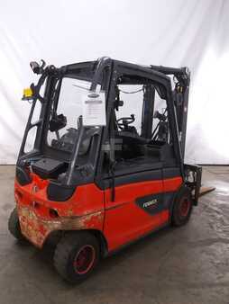Chariots électriques à 4 roues 2015  Linde E25L-01 (3)
