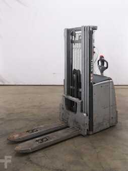 Stacker pedestre 2020  Still EXV20 (1)