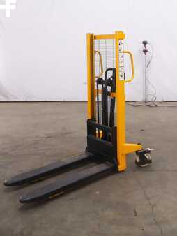 Lavtløftende truck 2019  High Lift Truck HHM500/1200 (1)