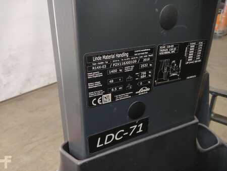 Chariots à mât rétractable 2018  Linde R14X-03 (2)
