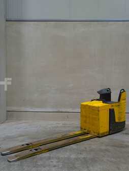Transpallet elettrici 2014  Jungheinrich ERE225/2400 mm (1)
