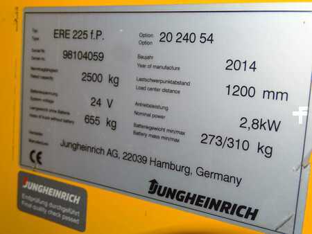 Transpallet elettrici 2014  Jungheinrich ERE225/2400 mm (2)