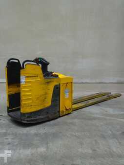Transpallet elettrici 2014  Jungheinrich ERE225/2400 mm (3)