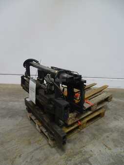 Ostatní - Attachments package: Fork carriage & forks positio RG43 FPN25-5 & 2T466 (2)