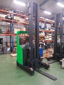 Oldalvillás 2010  Toyota RRE160E (3)