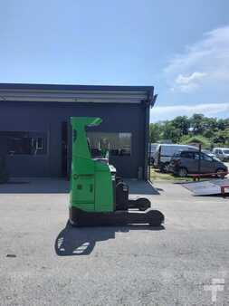 Chariots élévateurs à mât rétractable quadridirectionnel 2012  BT RRE250 (2)