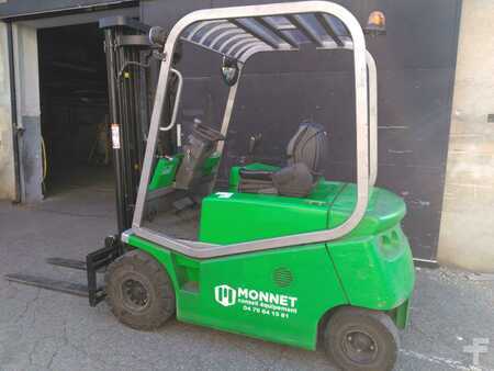 Eléctrico - 4 rodas 2009  BT C4E250V (2)