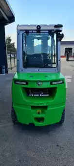Wózki widłowe diesel 2021  Cesab M330DV (4)