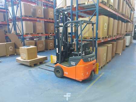 Eléctrica de 3 ruedas 2019  Toyota 7FBEST10 (3)