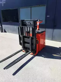 Hochhubwagen 2018  Linde L-06-AC (3)