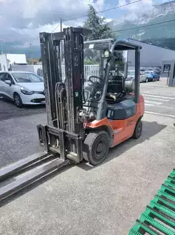 LPG VZV 2007  Toyota 42-7FGF25 (1)