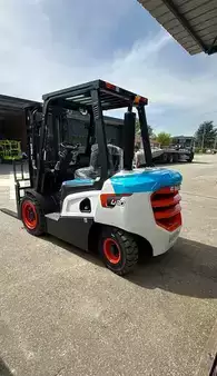 Carretilla elevadora diésel 2026  Doosan D30NPX (4)