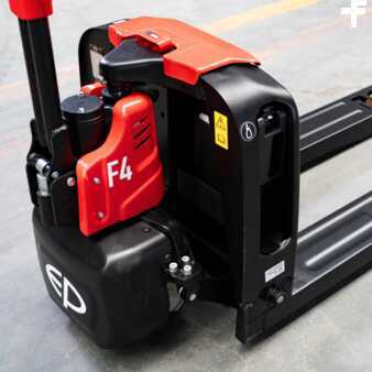 Elektrische palletwagens 2025  EP Equipment F4 (9)