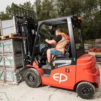 4-wiel elektrische heftrucks 2025  EP Equipment EFL253 (12)