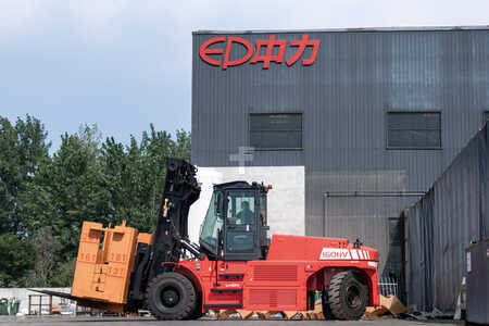 Elektro čtyřkolový VZV 2025  EP Equipment EFL1603-HV (8)