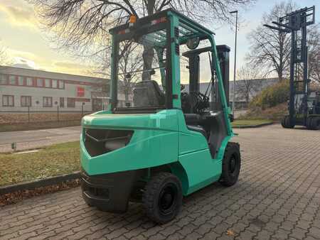 Dieselový VZV 2017  Mitsubishi FD25N3 (2)