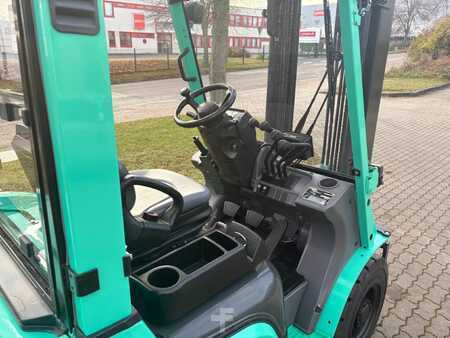 Dieselový VZV 2017  Mitsubishi FD25N3 (3)