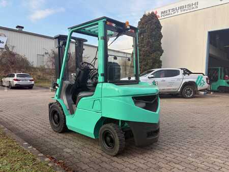 Dieselový VZV 2017  Mitsubishi FD25N3 (4)