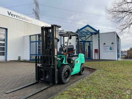 Diesel Forklifts 2023  Mitsubishi FD35N (1)