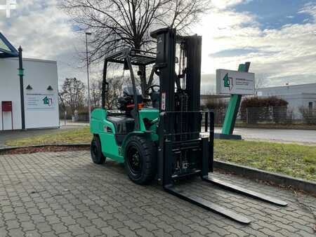 Diesel Forklifts 2023  Mitsubishi FD35N (2)