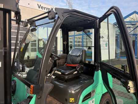 Dieseltrukki 2023  Mitsubishi FD35N3 Vollkabine (6)