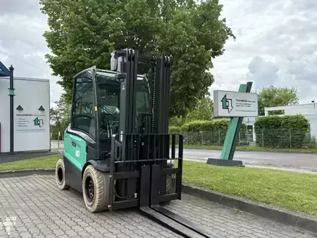 El Truck - 4-hjul 2024  Mitsubishi FB50CN (2)