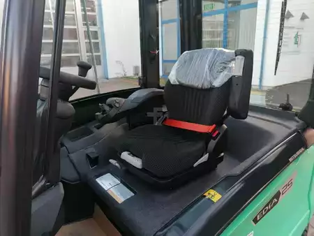 El Truck - 4-hjul 2024  Mitsubishi FB50CN (6)