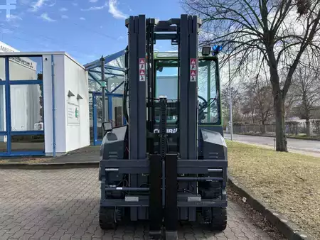 Carretilla de 4 vías 2025  Combilift CBE3000 4-Wege Stapler (5)