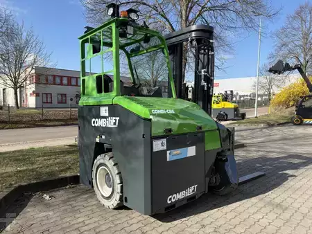 Four-way trucks 2026  Combilift CBE4000 4-Wege Stapler (2)