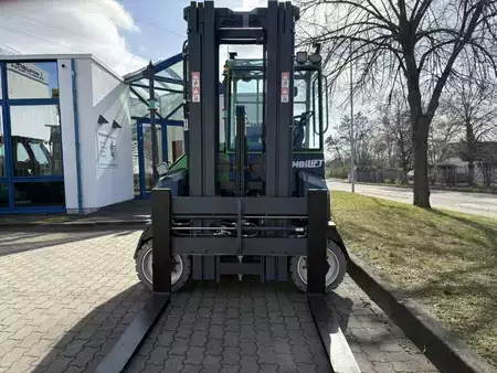 Four-way trucks 2026  Combilift CBE4000 4-Wege Stapler (7)