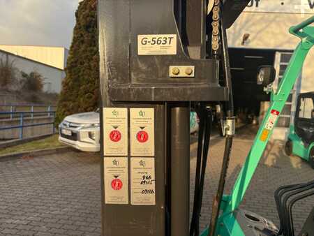 Gázüzemű targoncák 2018  Mitsubishi FG25N - Original 867 Stunden (5)
