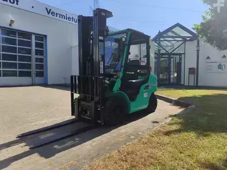 LPG VZV 2019  Mitsubishi FG25N (5)