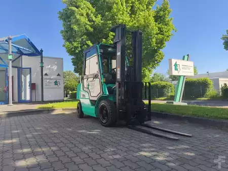 LPG VZV 2019  Mitsubishi FG25N (2)