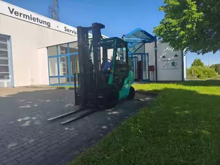 LPG VZV 2019  Mitsubishi FG25N (3)