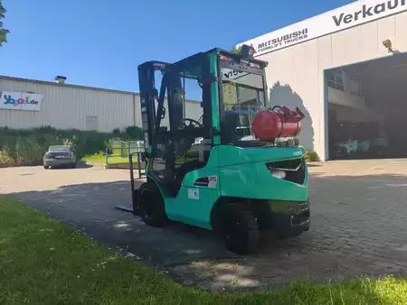 LPG VZV 2019  Mitsubishi FG25N (5)