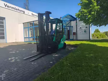LPG VZV 2019  Mitsubishi FG25N (3)
