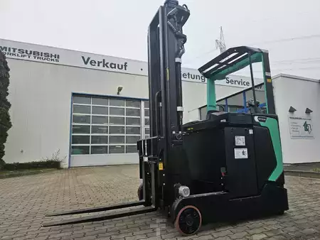 Reach Trucks 2023  Mitsubishi RB14N2S (4)