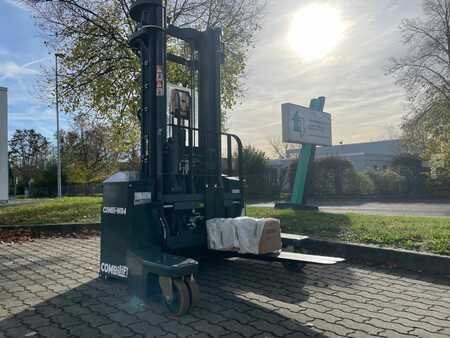 Ledestabler 2023  Combilift WR4 4-Wege Deichselstapler mit Zinkenverstellgerät (1)