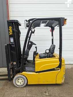 3 Wheels Electric 2012  Yale ERP030 (1)