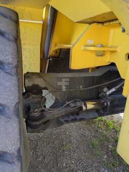 Reach stacker 2015  Hyster RS 46 36 CH (2)