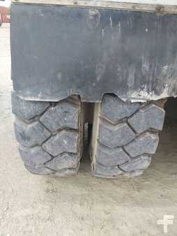 Chariots porte-conteneurs 2017  SMV Konecranes 6/7 ECC 100DS (5)