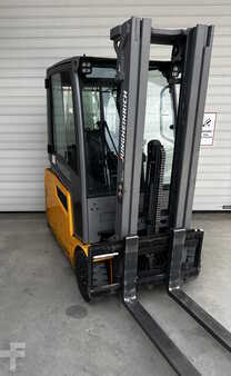 Elektro 3 Rad 2017  Jungheinrich EFG216 (2)