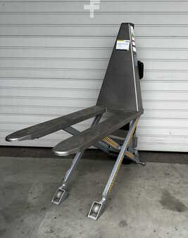 Transpallet a pantografo 2023 BT HHL100 (2)