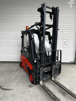 Chariots électriques à 4 roues 2019  Linde E20PL (2)