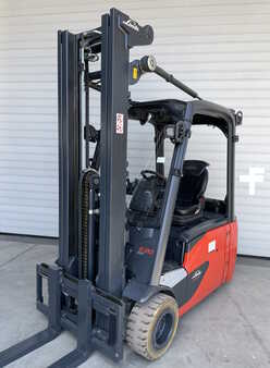 Chariots électriques à 3 roues 2018  Linde E20L (1)