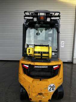 Chariots élévateurs GPL 2020 Jungheinrich TFG430s (3)